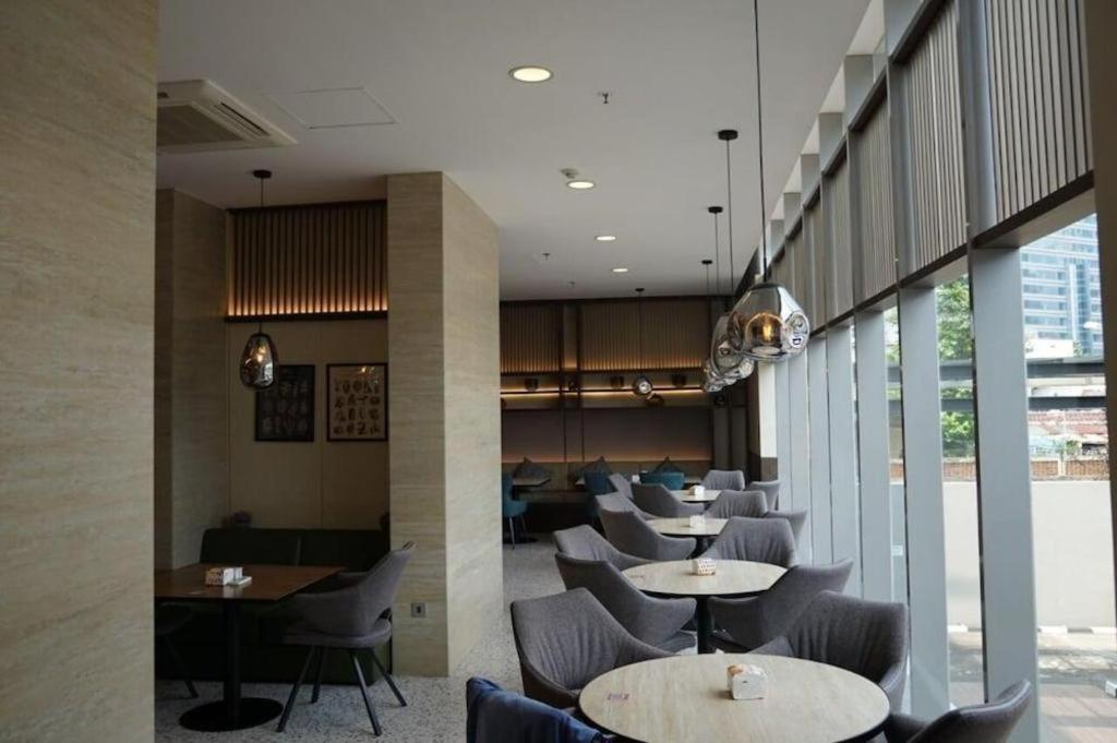ג'קרטה The Day Residence מראה חיצוני תמונה